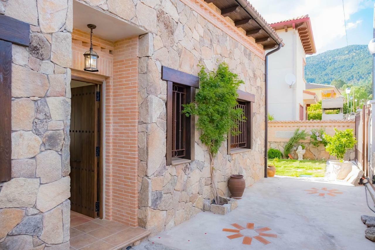 Casa Los 5 Caños Sotillo de la Adrada Exterior foto
