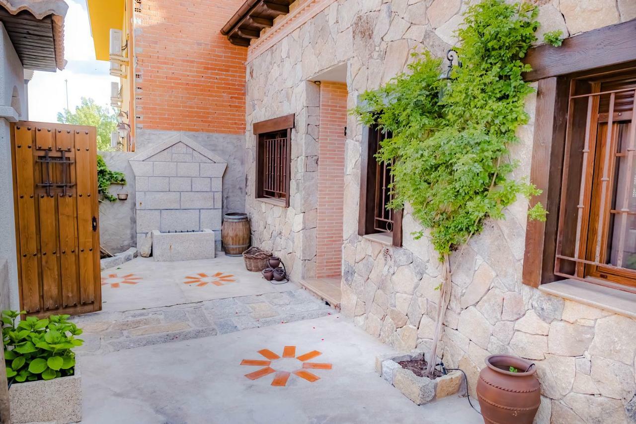 Casa Los 5 Caños Sotillo de la Adrada Exterior foto